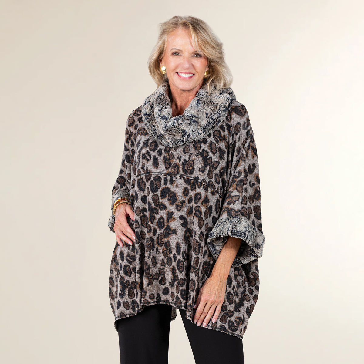 Oversized Cheetah Print Poncho (Preorder)