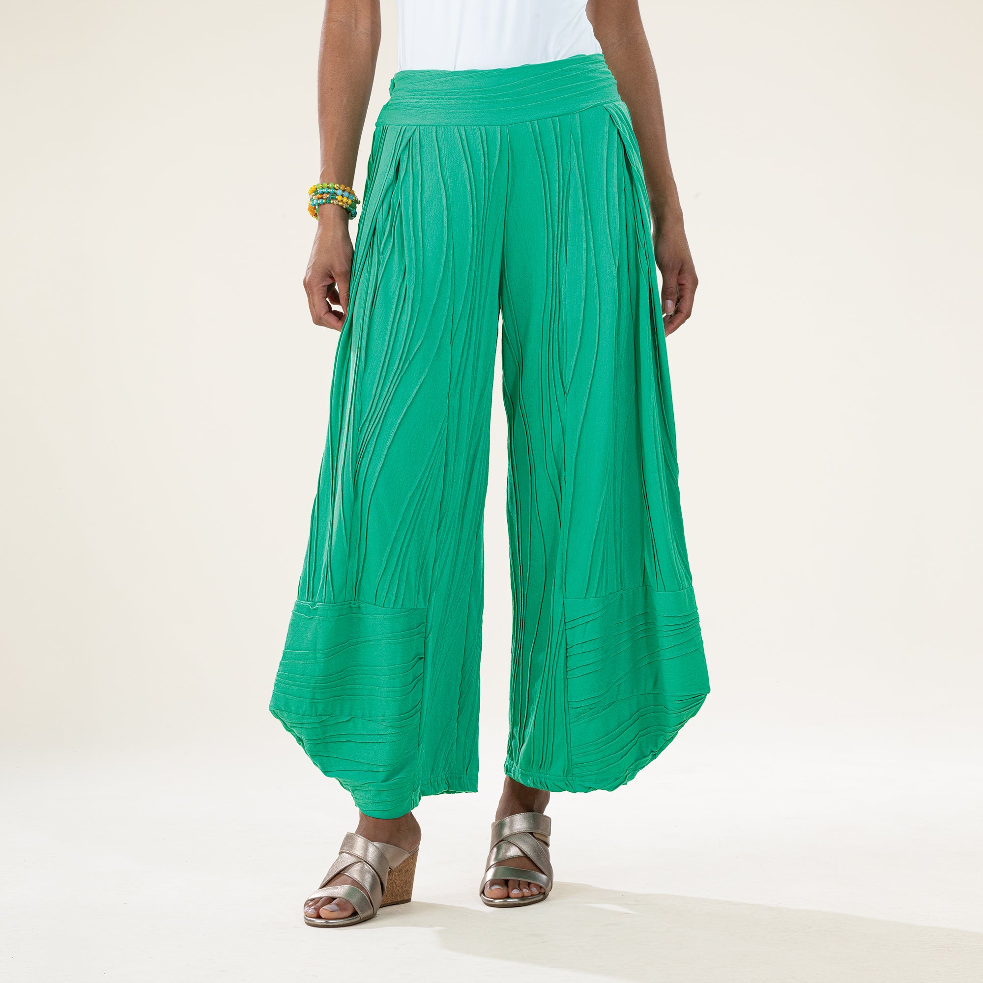 Sorrento Waves Green Stitched Wide Leg Capris