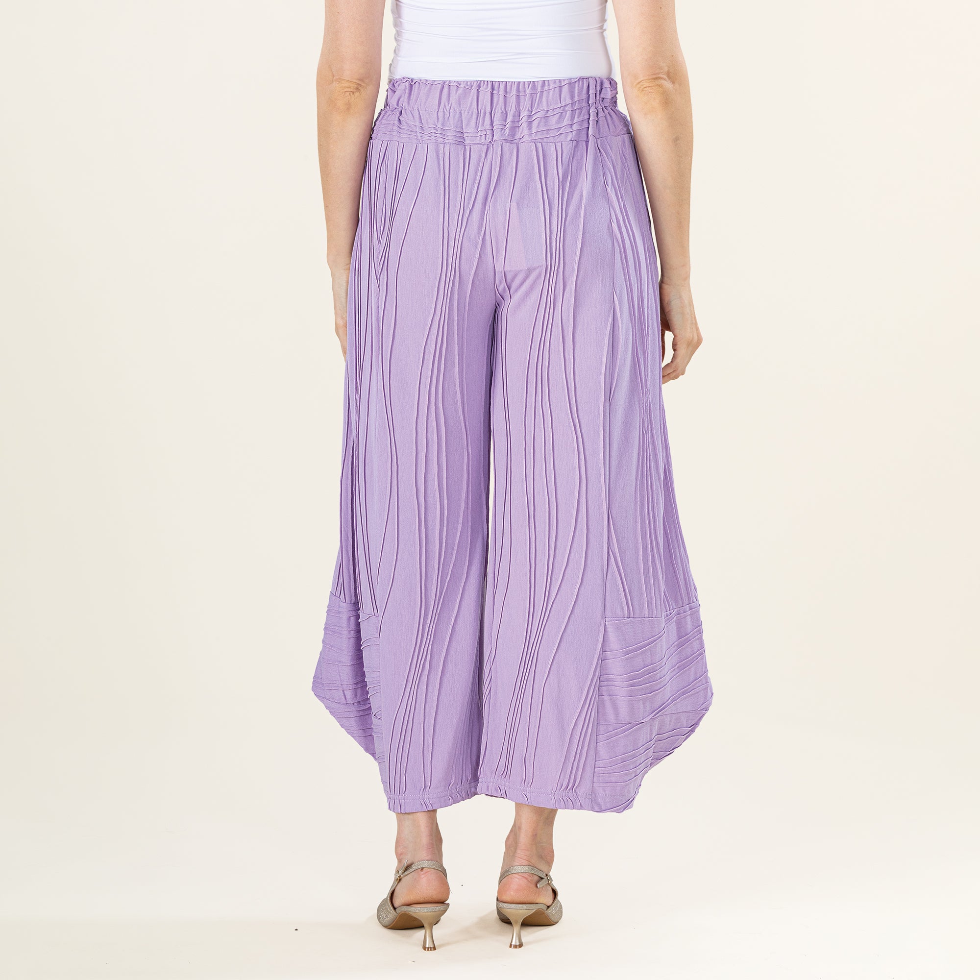 Lilac Wide-Legged Stitched Capris