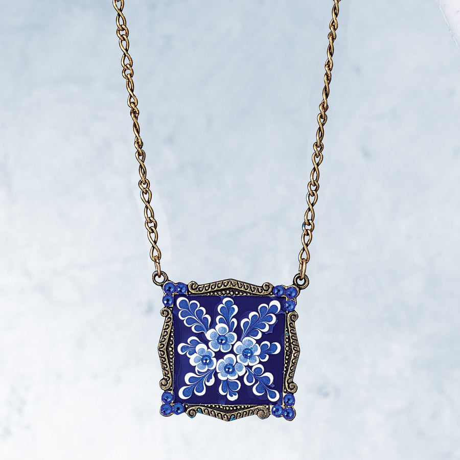''Dainty Blues'' Necklace