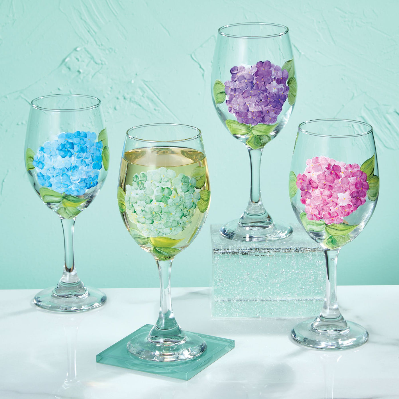 HandPainted Hydrangea Wine Glasses Set Of 4 Uno Alla Volta