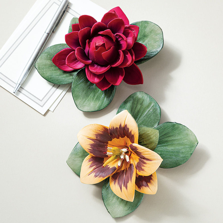 Capodimonte Porcelain Plum Dahlia