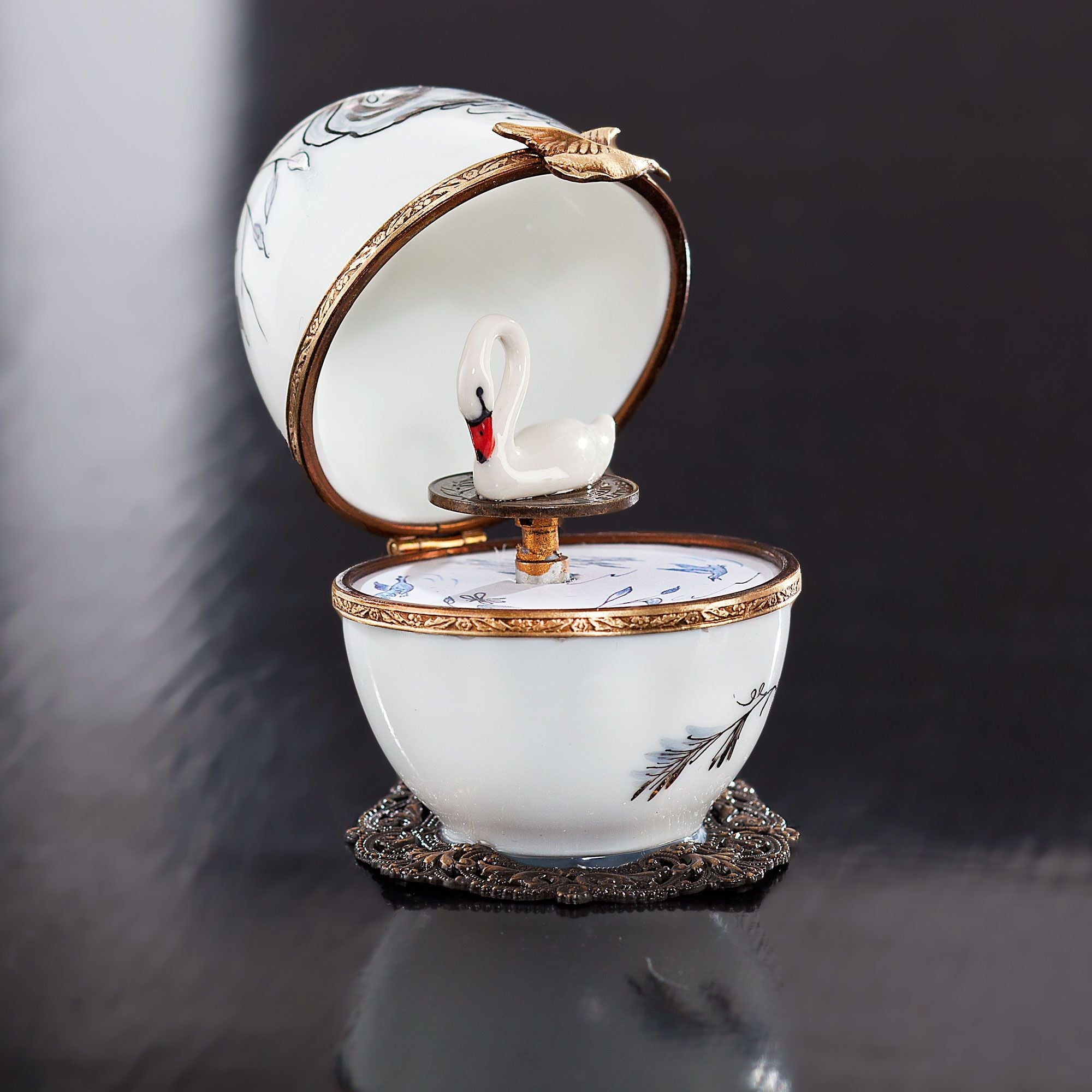 Limoges Porcelain Musical Egg With Swan