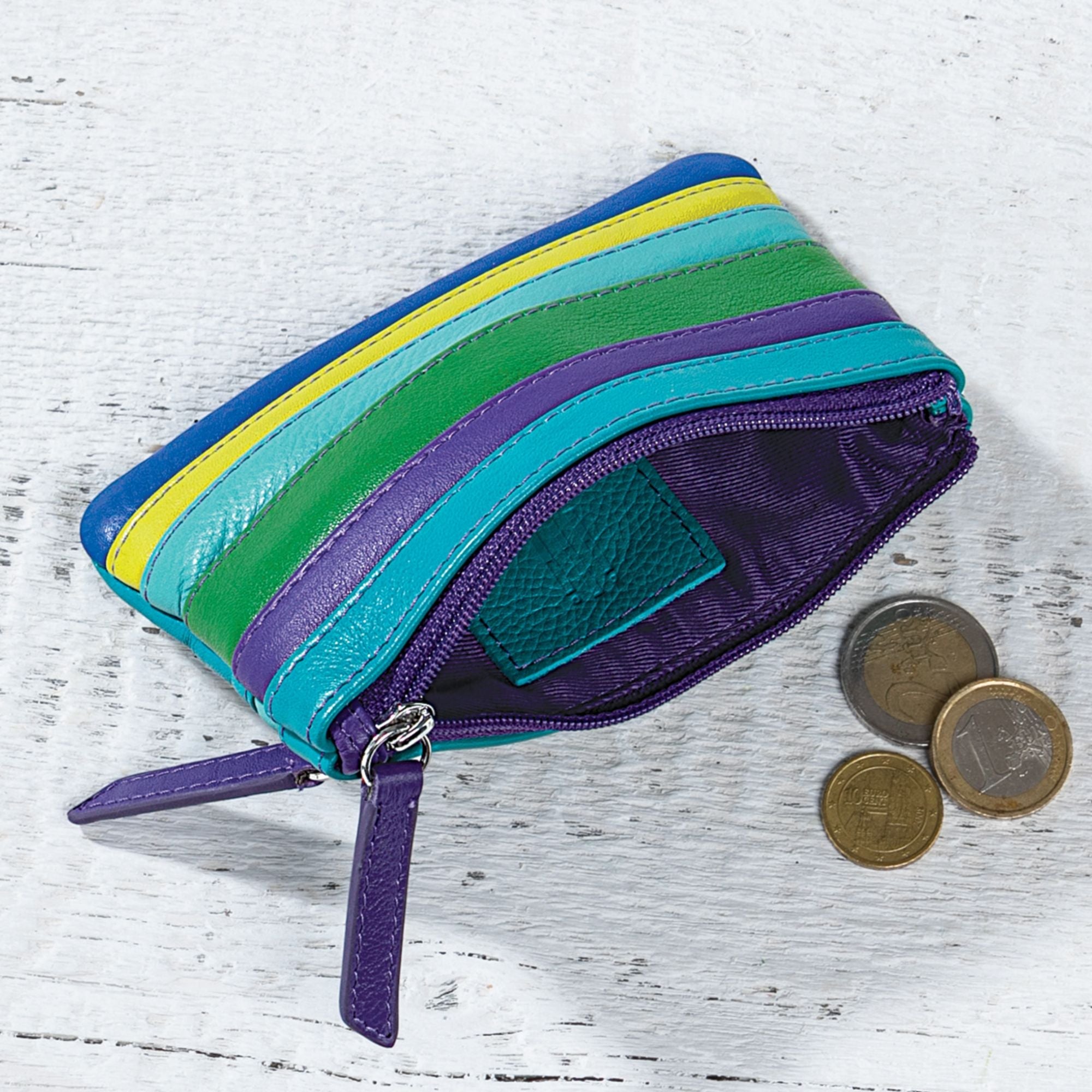 Cooling Rains Leather Coin Purse