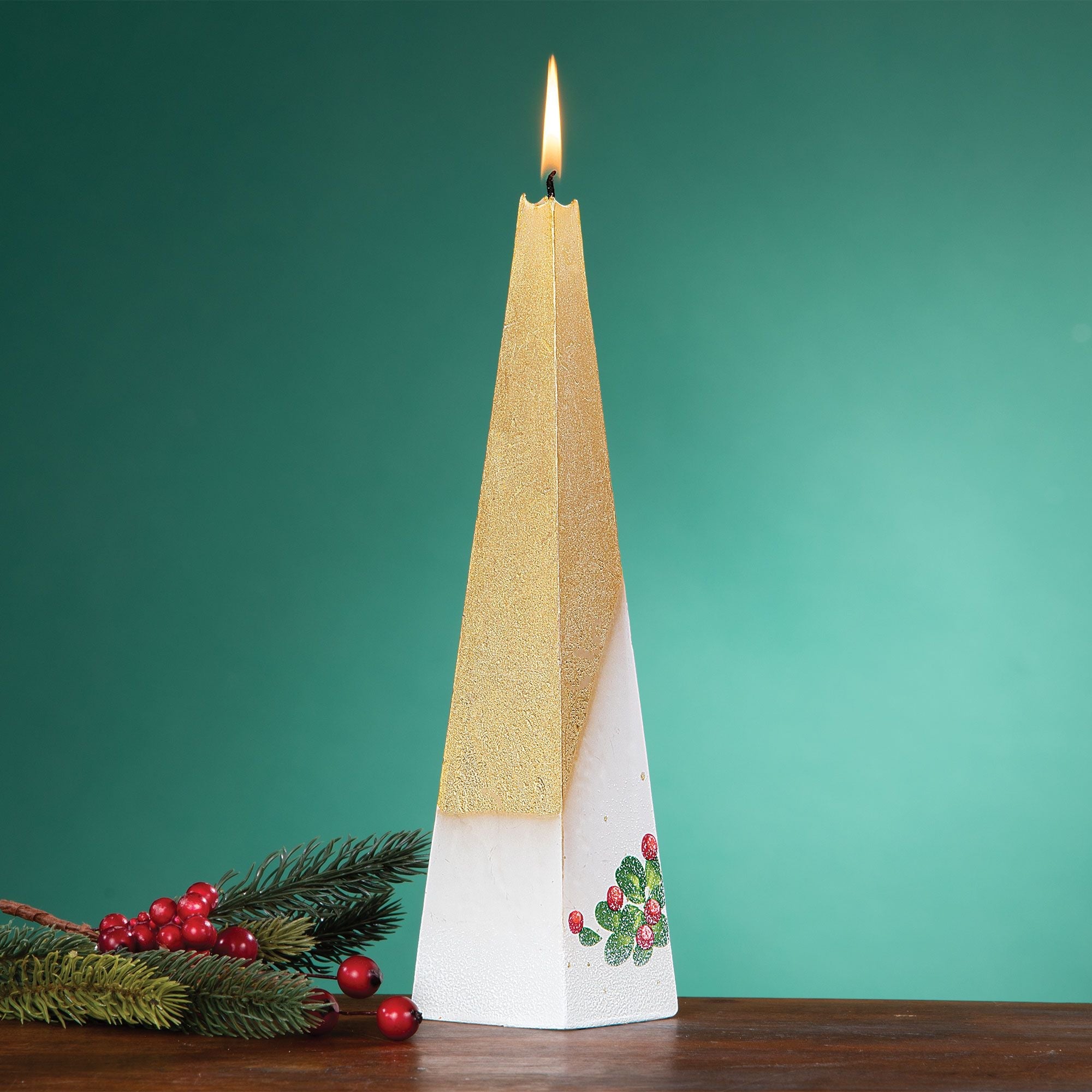 Home Star Staging How to Easily Create a Holiday Hurricane Candle Home Star Staging How to Easily Create a Holiday Hurricane Candle