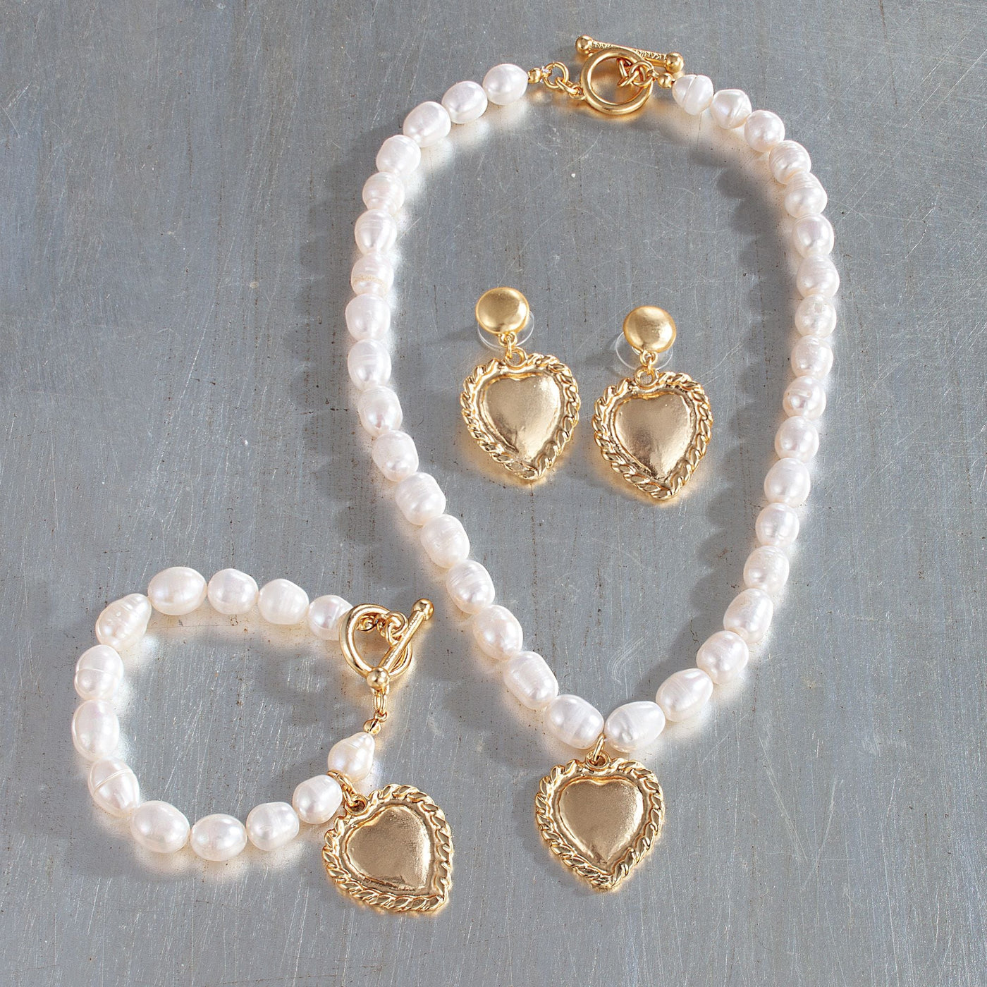 Golden Hearts Necklace