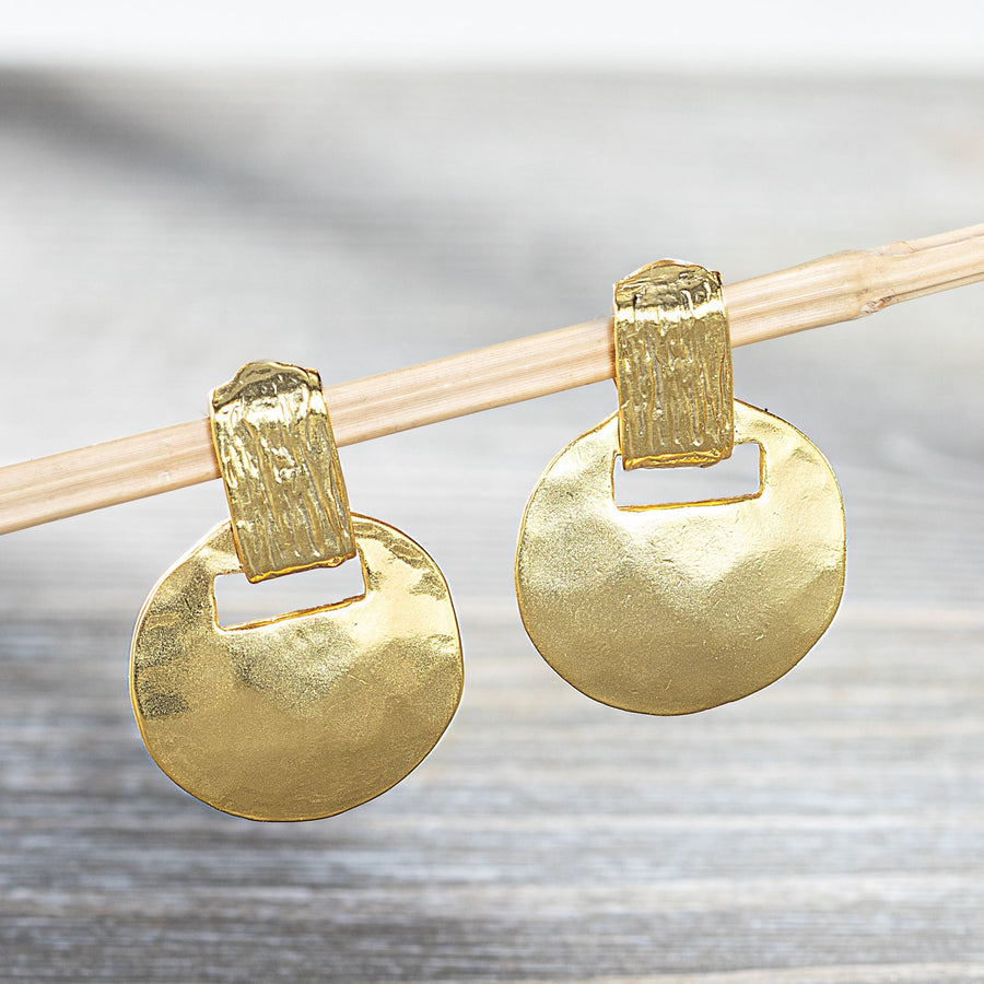 Lustrous Gold Round Earrings