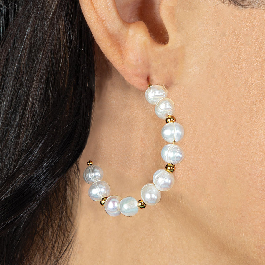 Precious Pearls Hoop Earrings