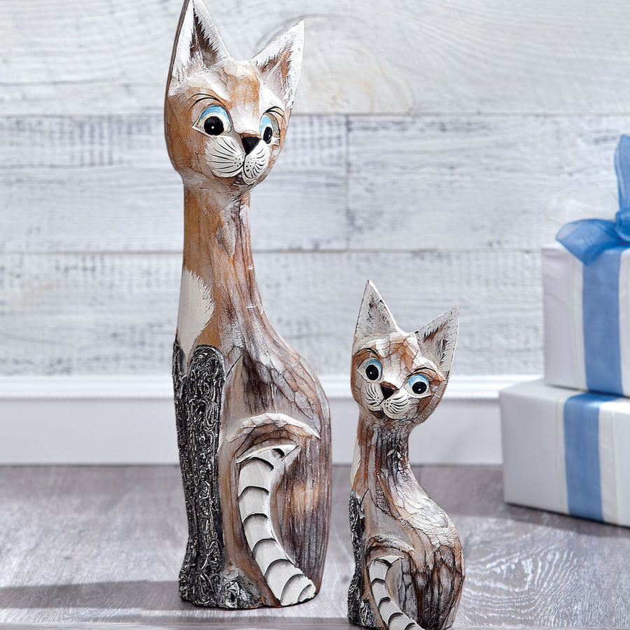 Cat Sculptures of Albesia Wood