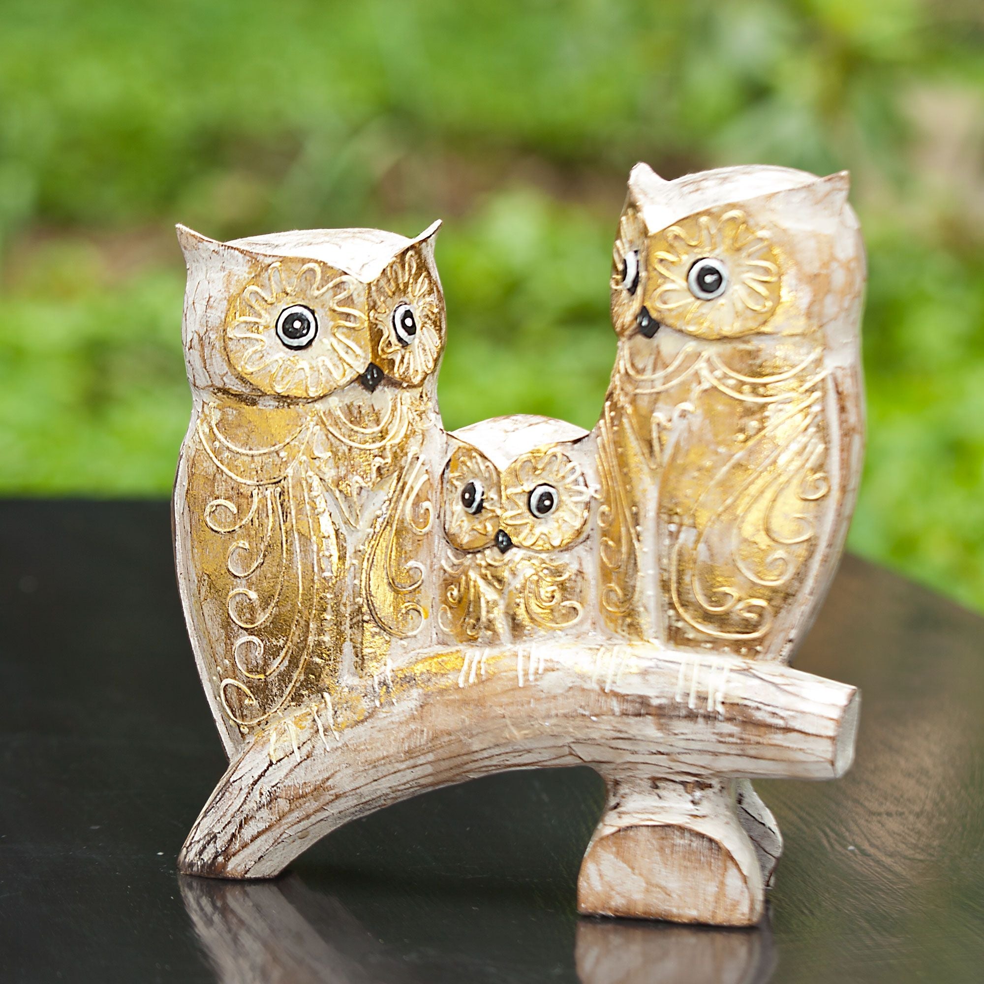 Hand-Carved Albesia Wood Owl Family | Uno Alla Volta